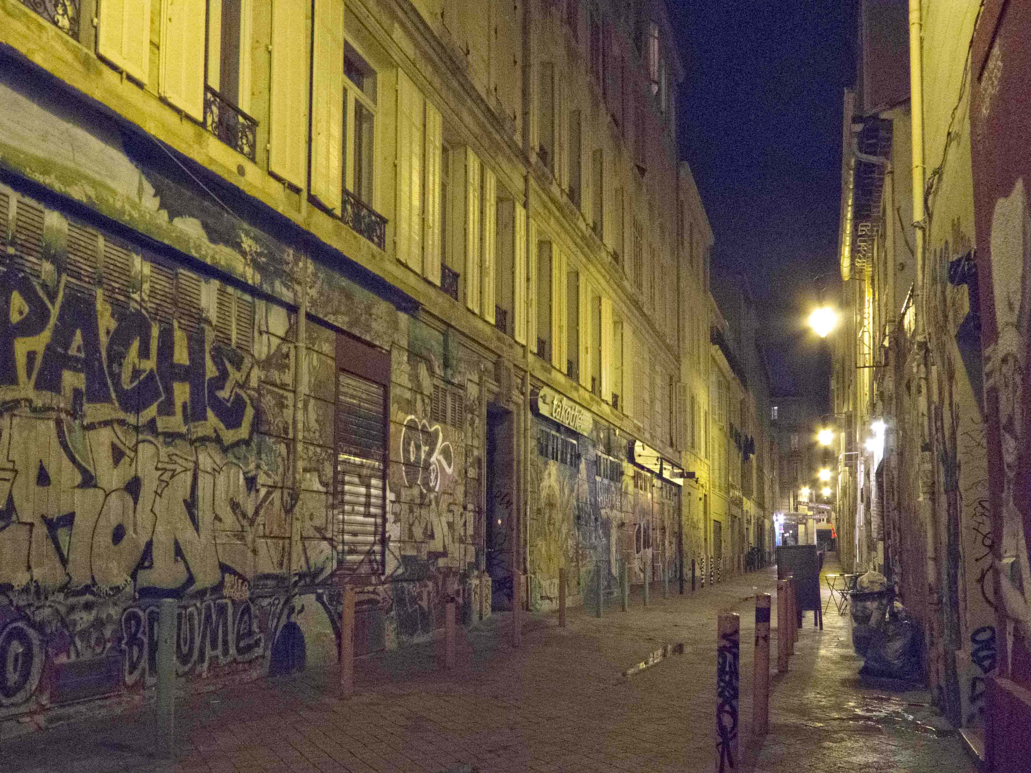 des murs, qui racontent des histoires, rue de Pastoret, Marseille