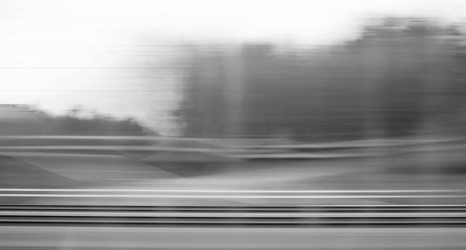 Blick aus dem fahrenden Zug in die Landschaft, 30.12.2015, Robert B. Fishman - flying landscapes, view through a train window into the landscape