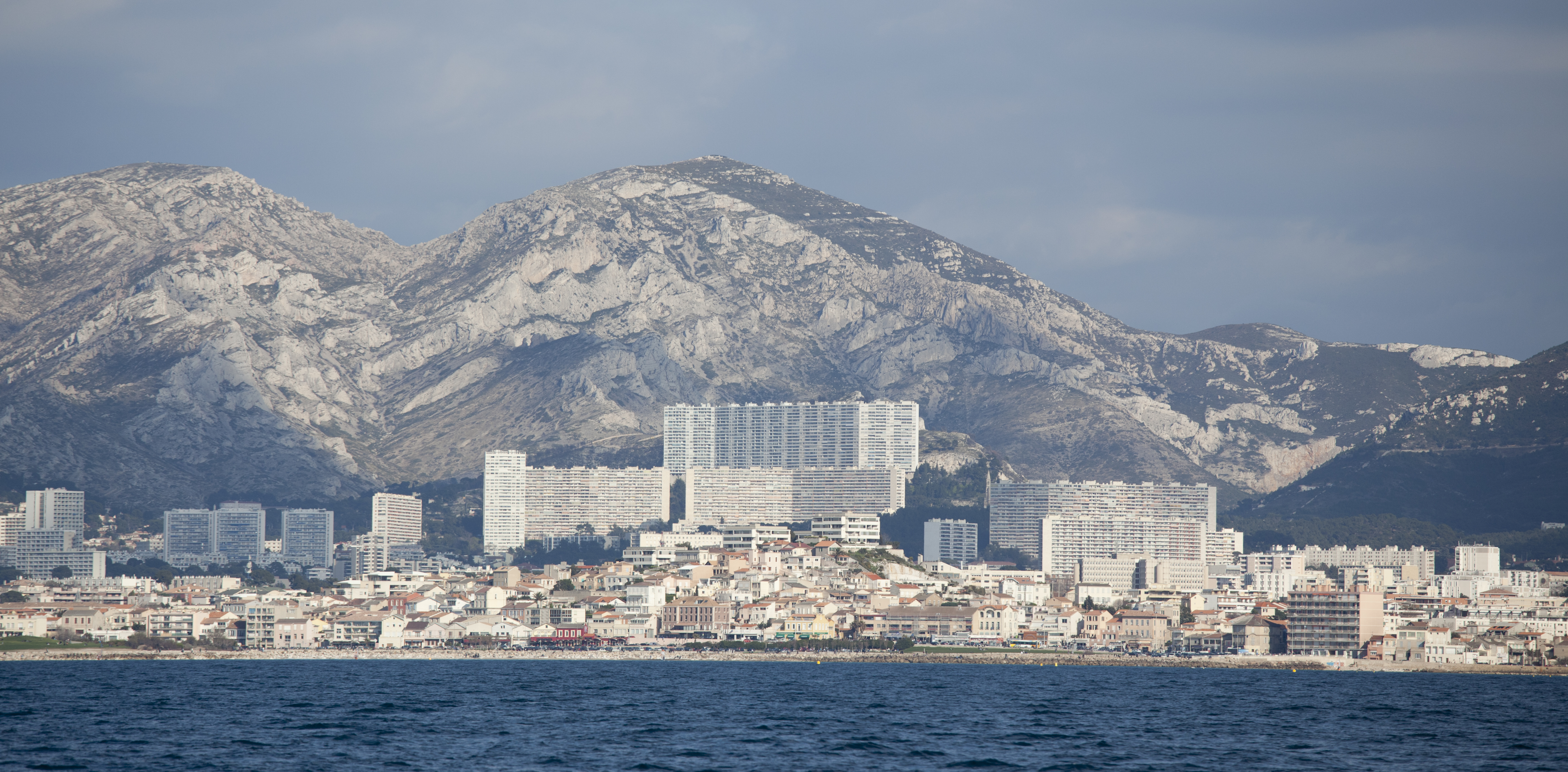 Marseille Banlieue: Zimmer ohne Aussicht