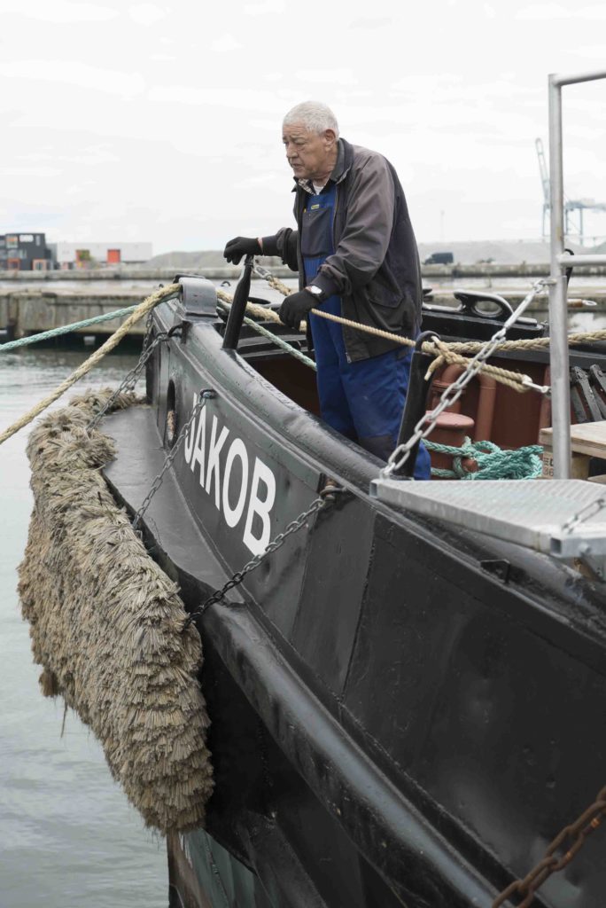Rentner renovieren ehrenamtlich das letzte noch fahrtaugliche Transportschiff "Jakob", mit dem die Alliierten 1944 in der Normandie gelandet sind, 24.8.2016, Foto: Robert B. Fishman